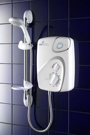T80SI PUMPED ELECTRIC SHOWER - TRITON SHOWERS